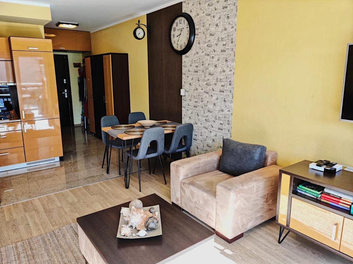 Sunny Apartment 斯维诺乌伊希切 外观 照片